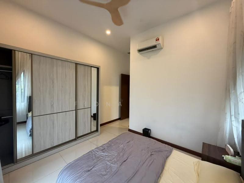 Bungalow House untuk Disewa di Telok Panglima Garang (Selangor) - Fiona Lee - PropertyGuru.com.my