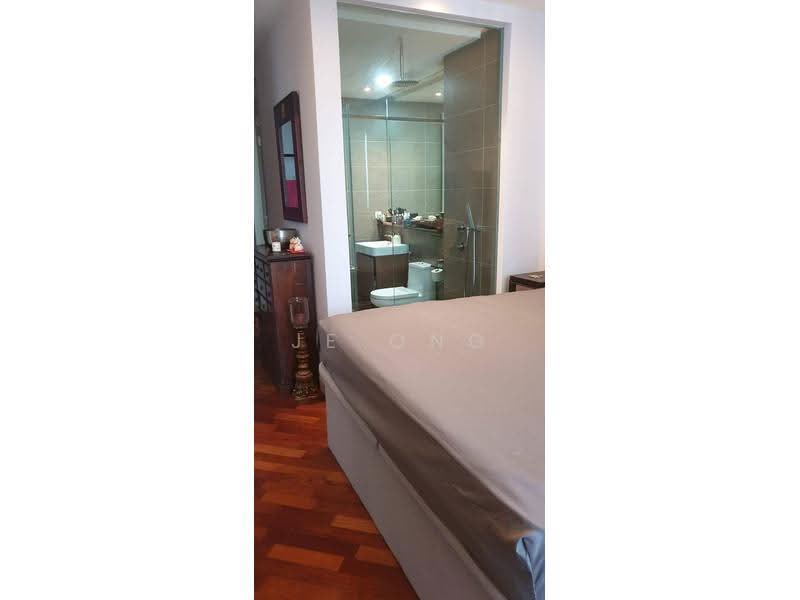Kondominium untuk Dijual di Grand Medini - JE ONG - Bedroom - PropertyGuru.com.my