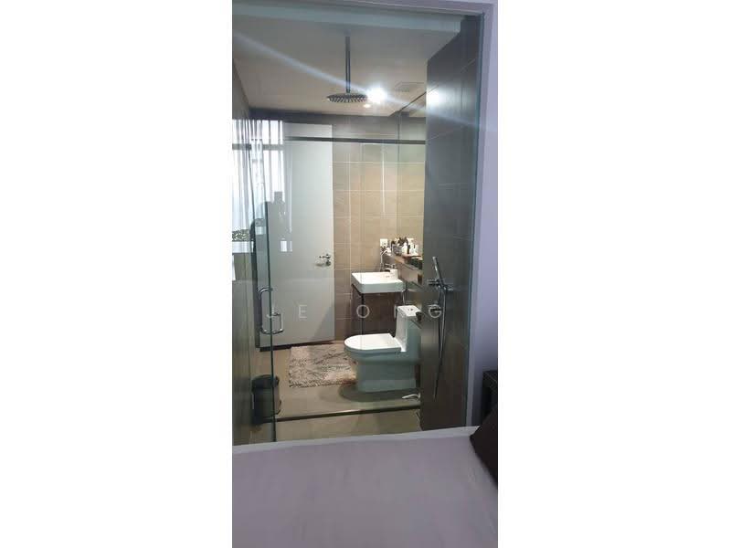 Kondominium untuk Dijual di Grand Medini - JE ONG - Bathroom - PropertyGuru.com.my