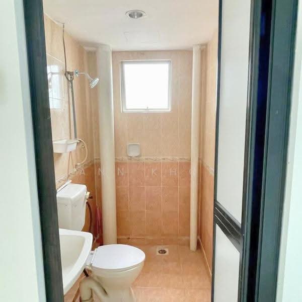 Apartment for Sale at Vista Perdana Apartment - Ann Khor - Bathroom - PropertyGuru.com.my
