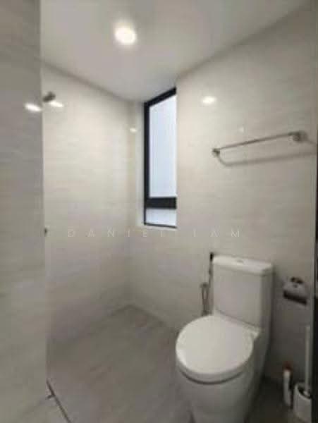 Kediaman Servis untuk Disewa di Baron Residence @ Lake City - Daniel Lam - Bathroom - PropertyGuru.com.my