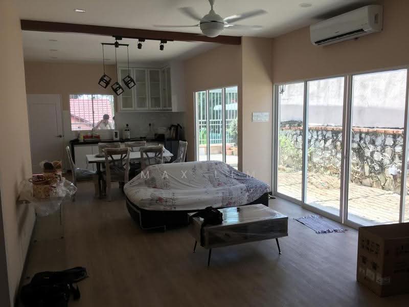 Rumah Berkembar untuk Dijual di Tanjung Bungah (Penang) - Max Lim - Living Room - PropertyGuru.com.my