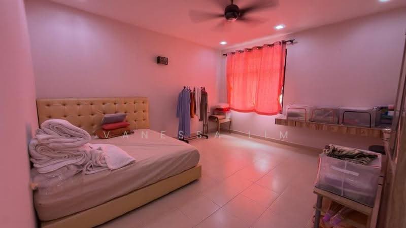 2-storey Terraced House for Sale in Taman Nusa Damai (Pasir Gudang) - Vanessa Lim - Bedroom - PropertyGuru.com.my