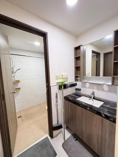 Service Residence for Rent at Country Garden Central Park - Jing Wei Wong - Bathroom - PropertyGuru.com.my