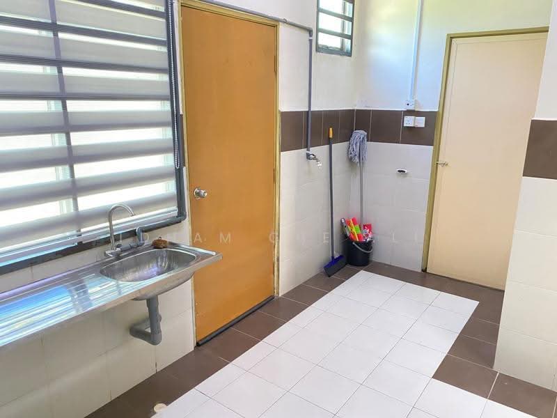 1-storey Terraced House for Sale in Bukit Setongkol (Kuantan) - Idham Che'Ali - Interior - PropertyGuru.com.my