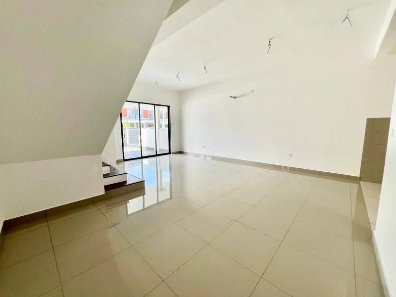 2-storey Terraced House for Sale in Bandar Bukit Raja (Klang) - Adibah Salim - Living Room - PropertyGuru.com.my