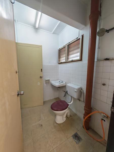 2-storey Terraced House for Rent in SS15 (Subang Jaya) - RL Han - Bathroom - PropertyGuru.com.my