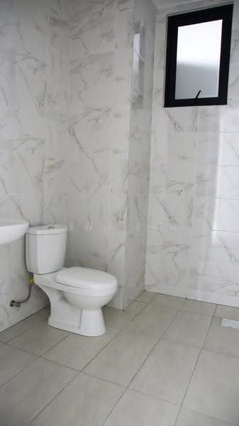Shop for Rent in Kuching (Sarawak) - Jeno Tan - Bathroom - PropertyGuru.com.my