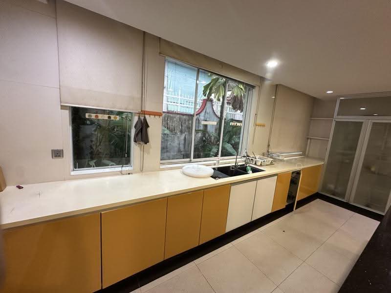 Bungalow House for Rent in Taman Midah (Cheras) - Jackueline Yeo - Kitchen - PropertyGuru.com.my