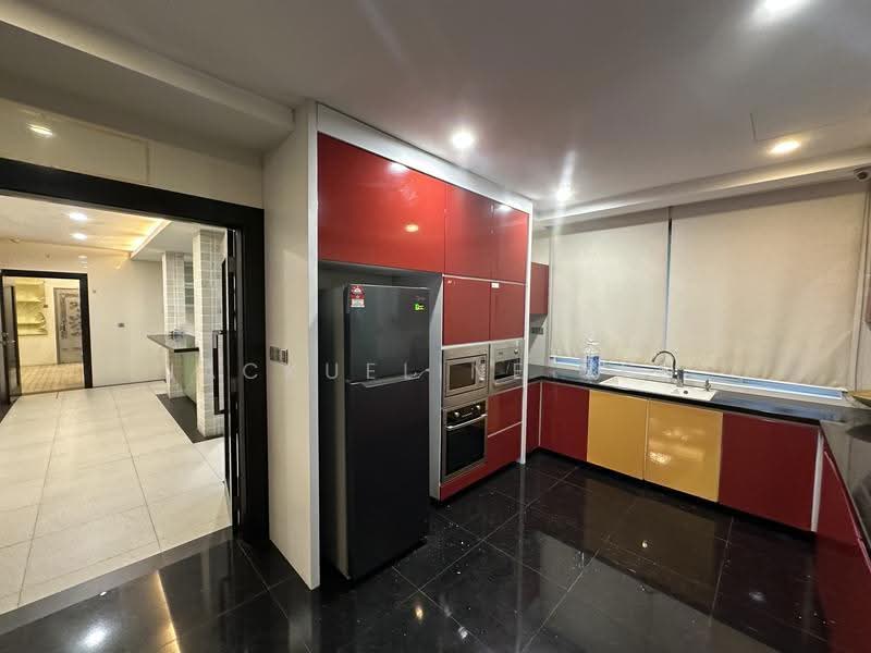 Bungalow House for Rent in Taman Midah (Cheras) - Jackueline Yeo - Kitchen - PropertyGuru.com.my