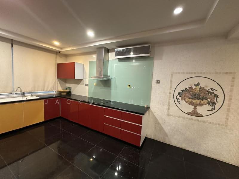 Bungalow House for Rent in Taman Midah (Cheras) - Jackueline Yeo - Kitchen - PropertyGuru.com.my