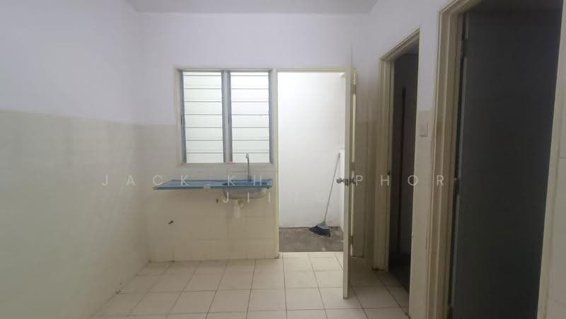 Apartment for Rent at Pangsapuri Sentosa - Jack Khor Phor Jiing - PropertyGuru.com.my