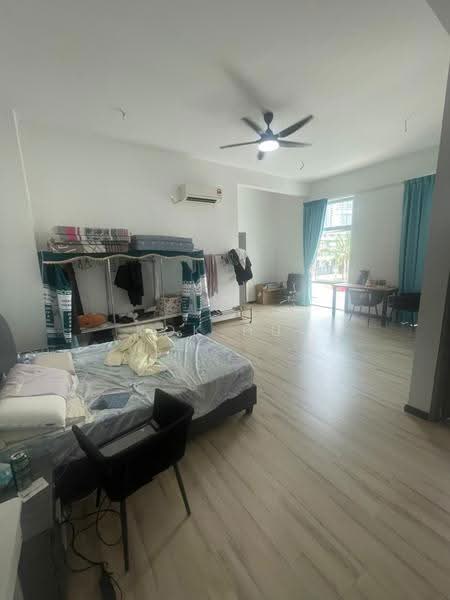 Cluster House for Sale in Taman Mount Austin (Tebrau) - Kok Hui - Bedroom - PropertyGuru.com.my