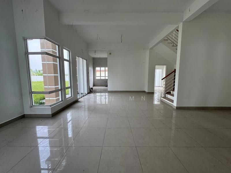 Semi-Detached House for Sale in Seksyen U10 (Shah Alam) - Muin Mn - Living Room - PropertyGuru.com.my