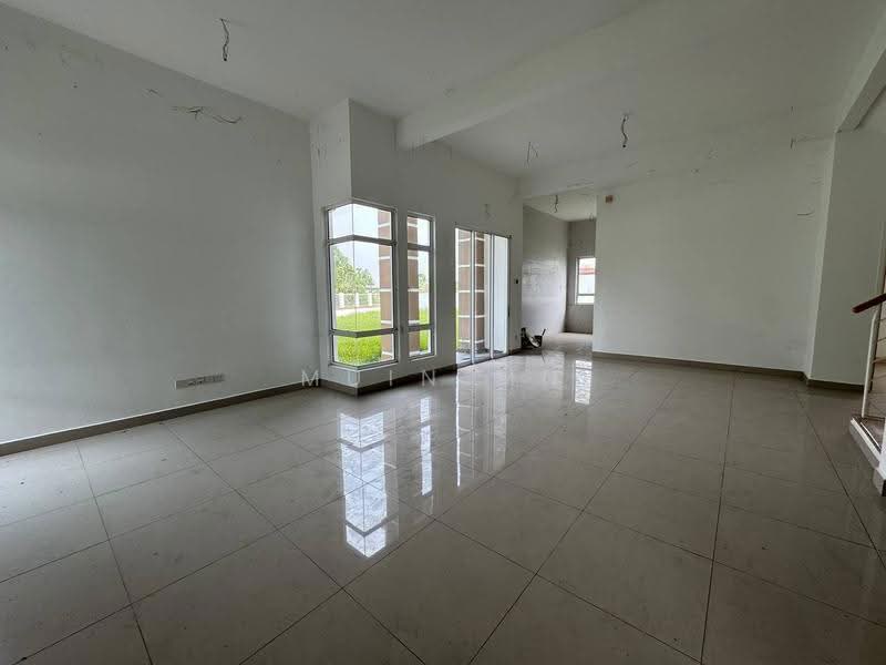 Semi-Detached House for Sale in Seksyen U10 (Shah Alam) - Muin Mn - Living Room - PropertyGuru.com.my