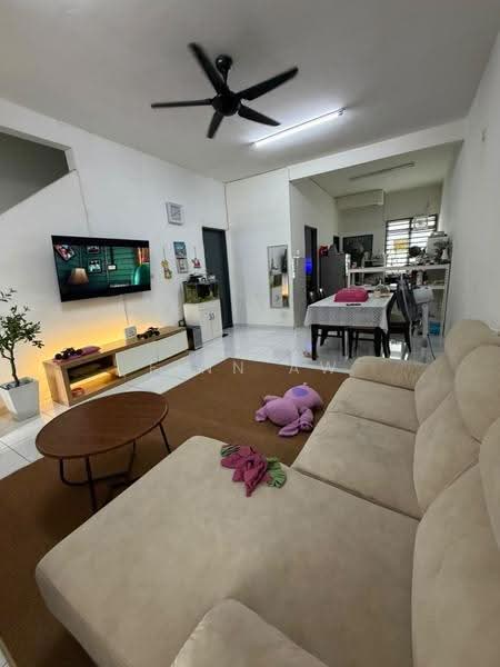 2-storey Terraced House for Sale in Taman Nusantara Prima (Gelang Patah) - Finn Aw - Living Room - PropertyGuru.com.my