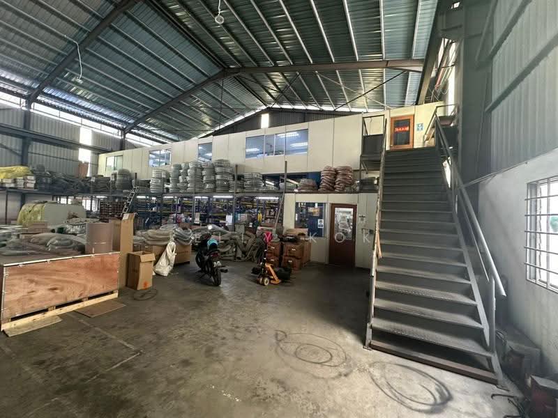 Warehouse for Rent in Bandar Baru Sungai Buloh (Sungai Buloh) - Kelly Kok - Interior - PropertyGuru.com.my