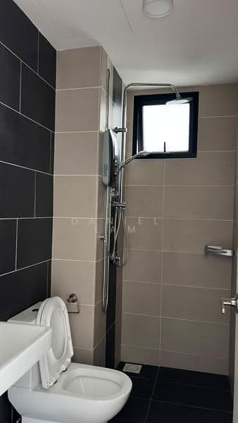 Kediaman Servis untuk Disewa di Tuan Residency - Daniel Lam - Bathroom - PropertyGuru.com.my