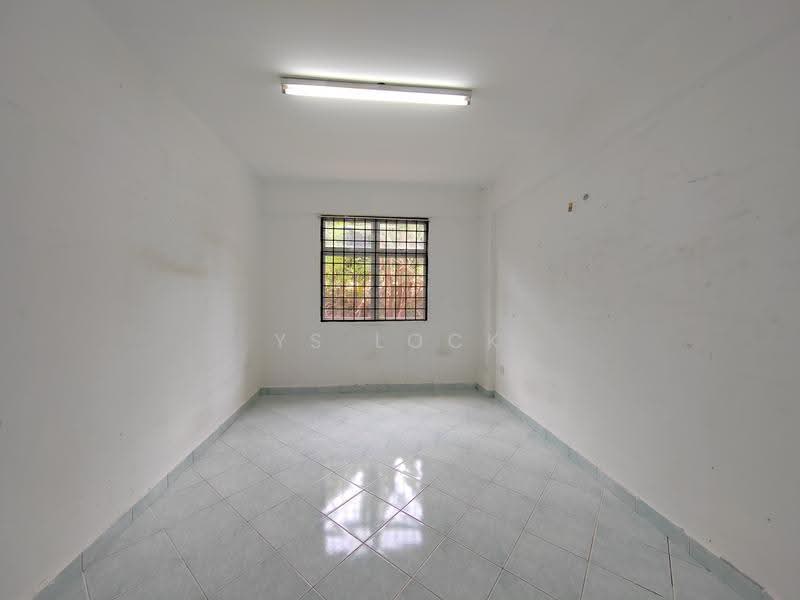 Apartment for Rent at Mantin - YS Lock - Interior - PropertyGuru.com.my