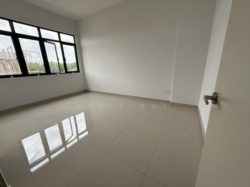 Semi-Detached House for Sale in Bandar Metro Puchong (Puchong) - Ginie Gui - Bedroom - PropertyGuru.com.my