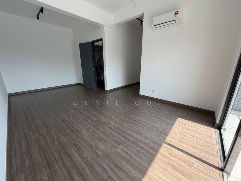 3-storey Terraced House for Sale in Taman Puchong Intan (Puchong) - Ginie Gui - Bedroom - PropertyGuru.com.my