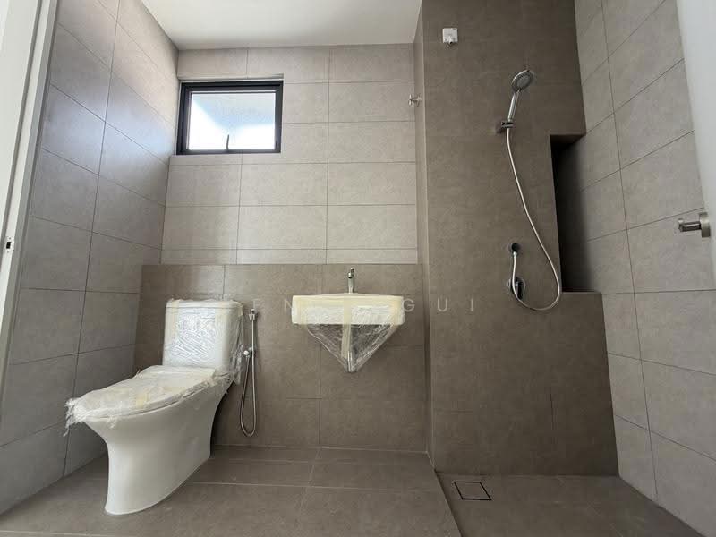 2-storey Terraced House for Sale in Saujana Puchong (Puchong) - Ginie Gui - Bathroom - PropertyGuru.com.my