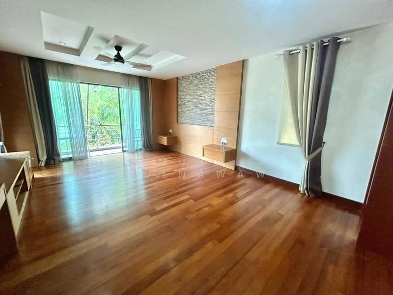 Bungalow House untuk Dijual di KL City Centre (Kuala Lumpur) - Muhd Khairulnawawi Kamaruddin - Balcony - PropertyGuru.com.my