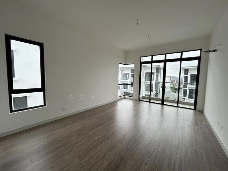Cluster House for Sale in Abadi Heights (Puchong) - Ginie Gui - Master Bedroom - PropertyGuru.com.my