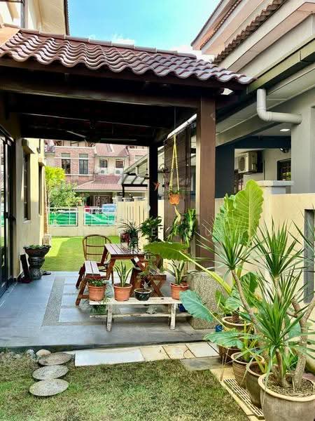 Semi-Detached House for Sale in Bandar Nusaputra (Puchong) - Ginie Gui - Exterior - PropertyGuru.com.my