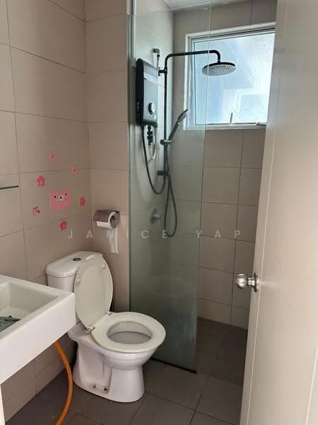 Kondominium untuk Disewa di 222 Residency - Janice Yap - Bathroom - PropertyGuru.com.my