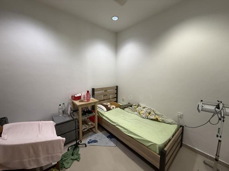 Semi-Detached House for Sale in Seri Kembangan (Selangor) - Ginie Gui - Bedroom - PropertyGuru.com.my