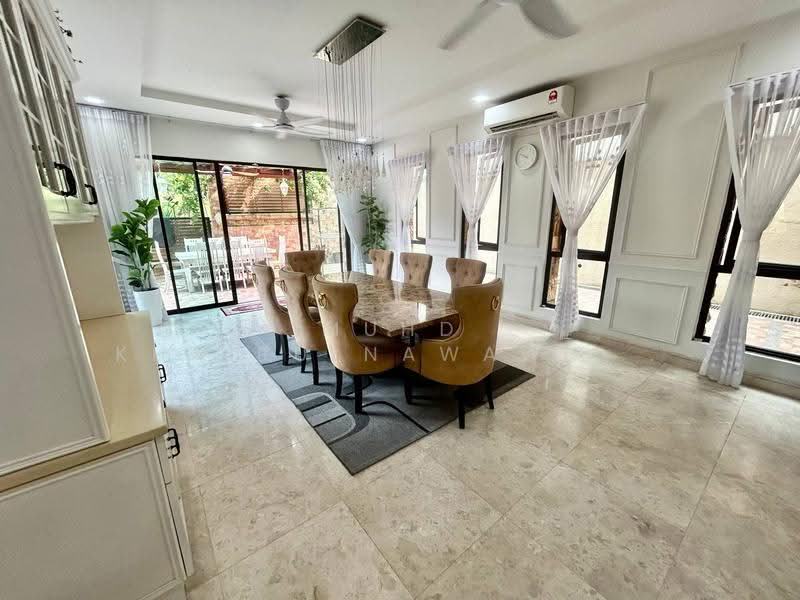 Bungalow House for Sale in Taman Melawati (Ulu Kelang) - Muhd Khairulnawawi Kamaruddin - Dining Room - PropertyGuru.com.my