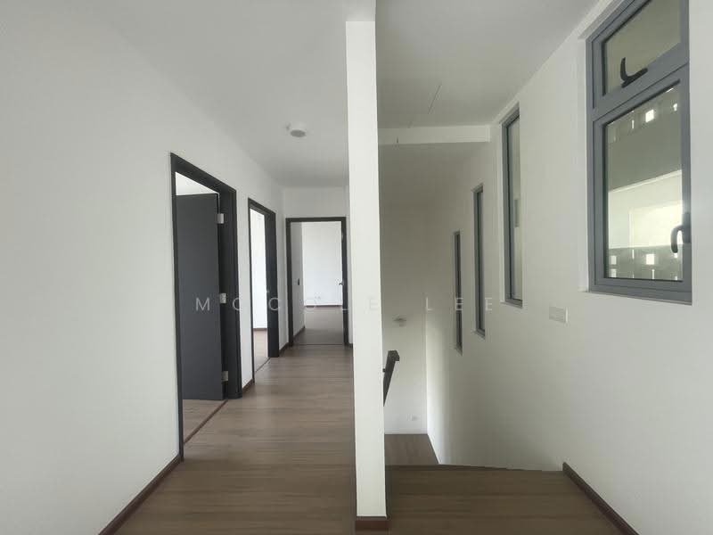 Kondominium untuk Dijual di Eco Terraces - Mocole Lee - Corridor - PropertyGuru.com.my