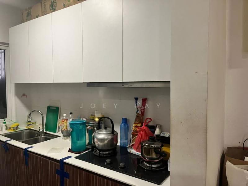 Service Residence for Sale at Seasons Amara Larkin - Joey Tay - Kitchen - PropertyGuru.com.my