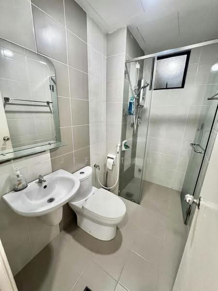 Condominium for Rent at Upper East @ Tiger Lane - Jeff Tan - Bathroom - PropertyGuru.com.my