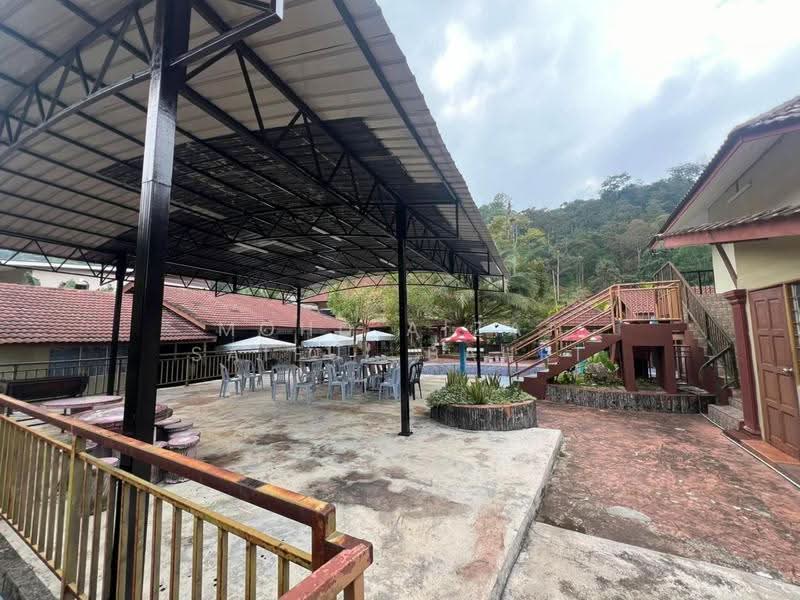 Hotel / Resort for Sale in Hulu Langat (Selangor) - Mohd Aizat Saiful Bahri - Exterior - PropertyGuru.com.my