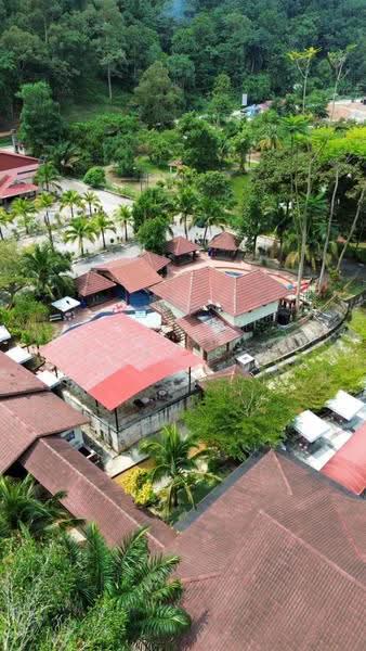 Hotel / Resort for Sale in Hulu Langat (Selangor) - Mohd Aizat Saiful Bahri - Exterior - PropertyGuru.com.my