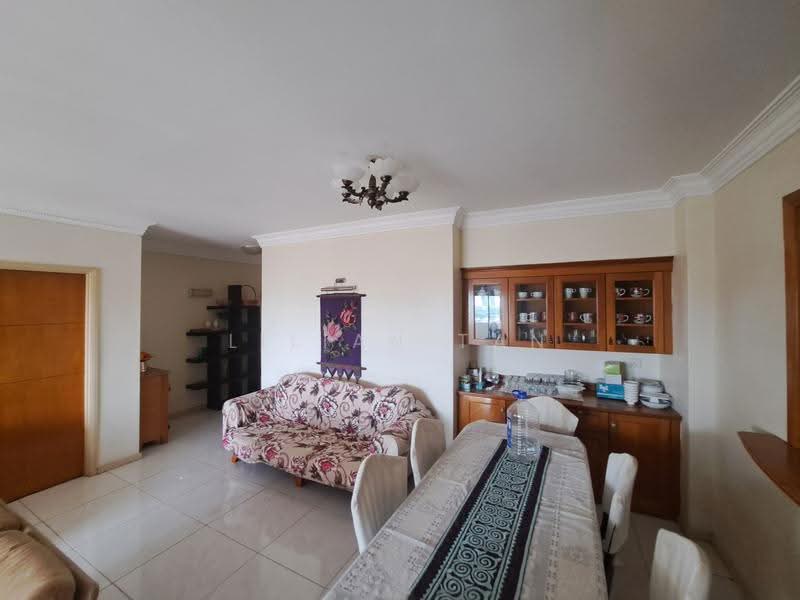 Condominium for Sale at Lanai Gurney - Lilian Tan - Living Room - PropertyGuru.com.my