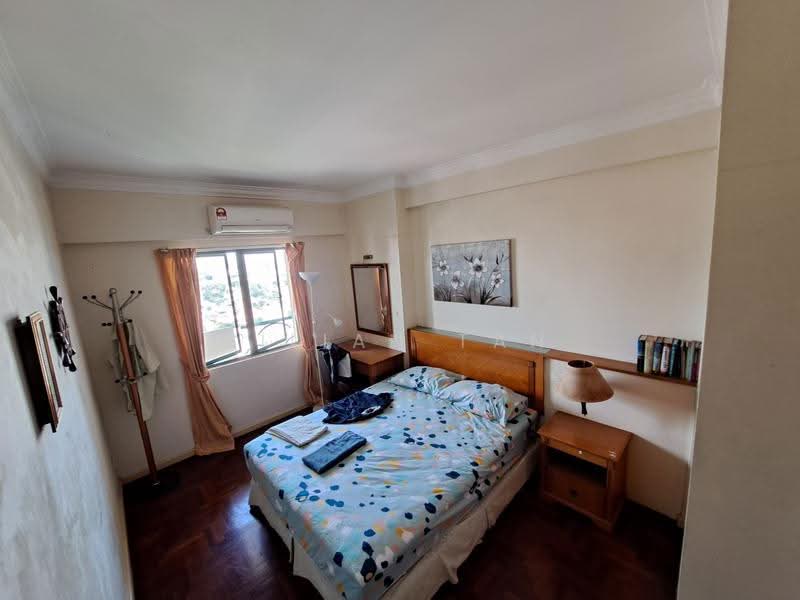 Condominium for Sale at Lanai Gurney - Lilian Tan - Bedroom - PropertyGuru.com.my