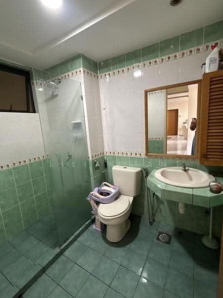 Condominium for Sale at Lanai Gurney - Lilian Tan - Bathroom - PropertyGuru.com.my