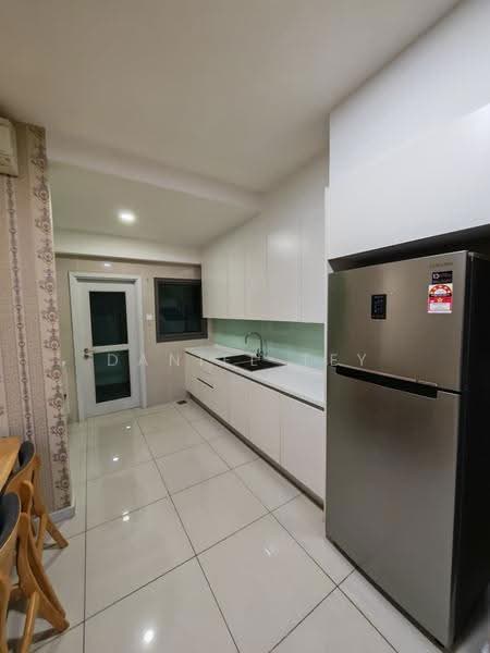 Condominium for Rent at Iskandar Residences - Daniel Tey - Kitchen - PropertyGuru.com.my