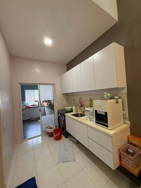 Rumah Teres 2-Tingkat untuk Disewa di Setia Eco Gardens (Gelang Patah) - Jeny Loo - Kitchen - PropertyGuru.com.my