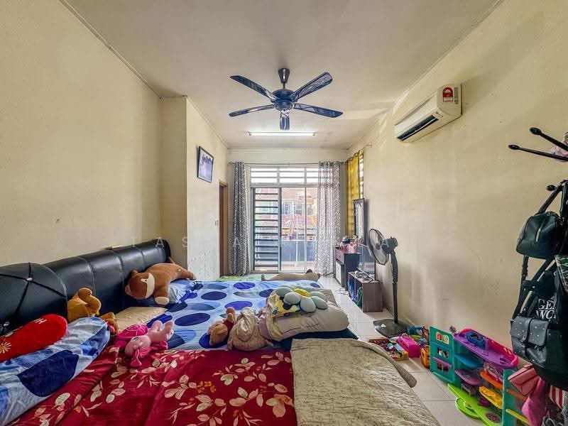 Townhouse for Sale in Desa Puteri (Rawang) - Tasya Ruslan - PropertyGuru.com.my