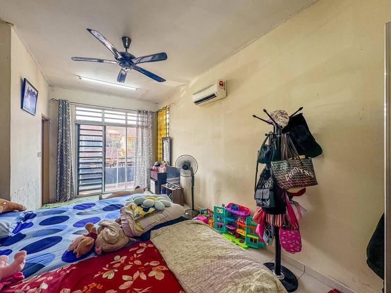 Townhouse for Sale in Desa Puteri (Rawang) - Tasya Ruslan - PropertyGuru.com.my