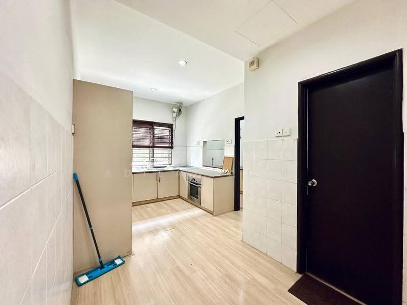 Semi-Detached House for Sale in Sungai Long (Bandar Sungai Long) - Adilah Adib - Kitchen - PropertyGuru.com.my