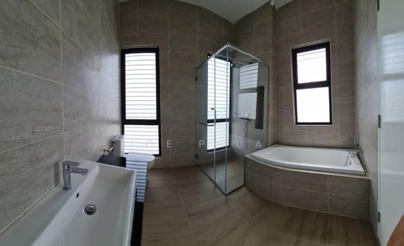 Semi-Detached House for Sale in Setia Alam (Selangor) - Joe Phua - Bathroom - PropertyGuru.com.my