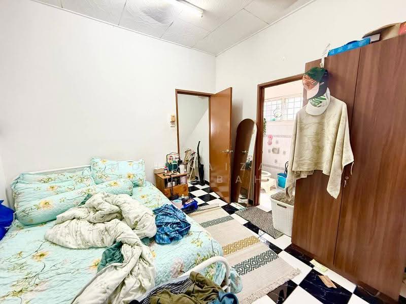 2-storey Terraced House for Sale in Bandar Baru Bangi (Selangor) - Mohd Aizat Saiful Bahri - Bedroom - PropertyGuru.com.my
