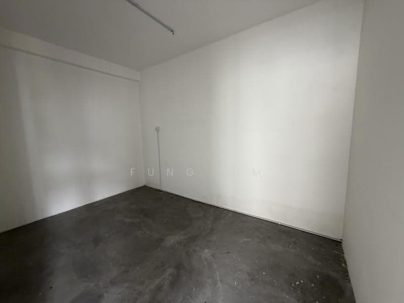 Shop / Office untuk Disewa di Taman Lake View (Taiping) - Fung Lim - Interior - PropertyGuru.com.my