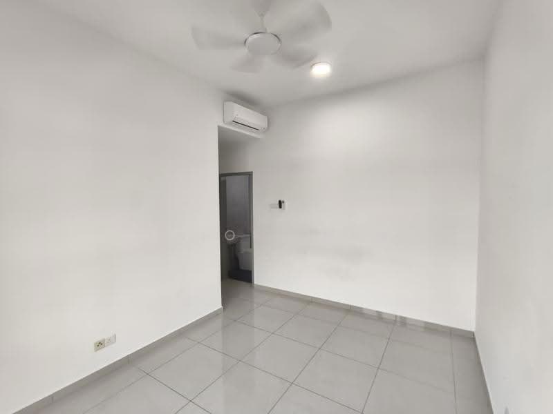 Service Residence for Sale at B11 Parkland Residence - Chloe Chan - PropertyGuru.com.my
