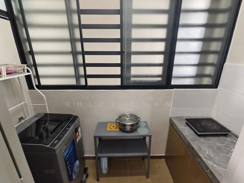 Service Residence for Sale at B11 Parkland Residence - Chloe Chan - Kitchen - PropertyGuru.com.my